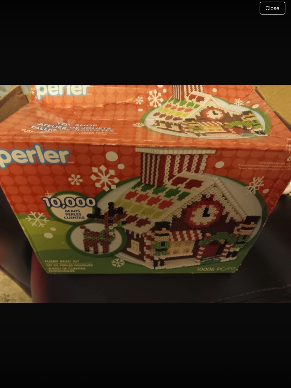 Perler Holiday Gingerbread House Bead Kit – Red, Green, White